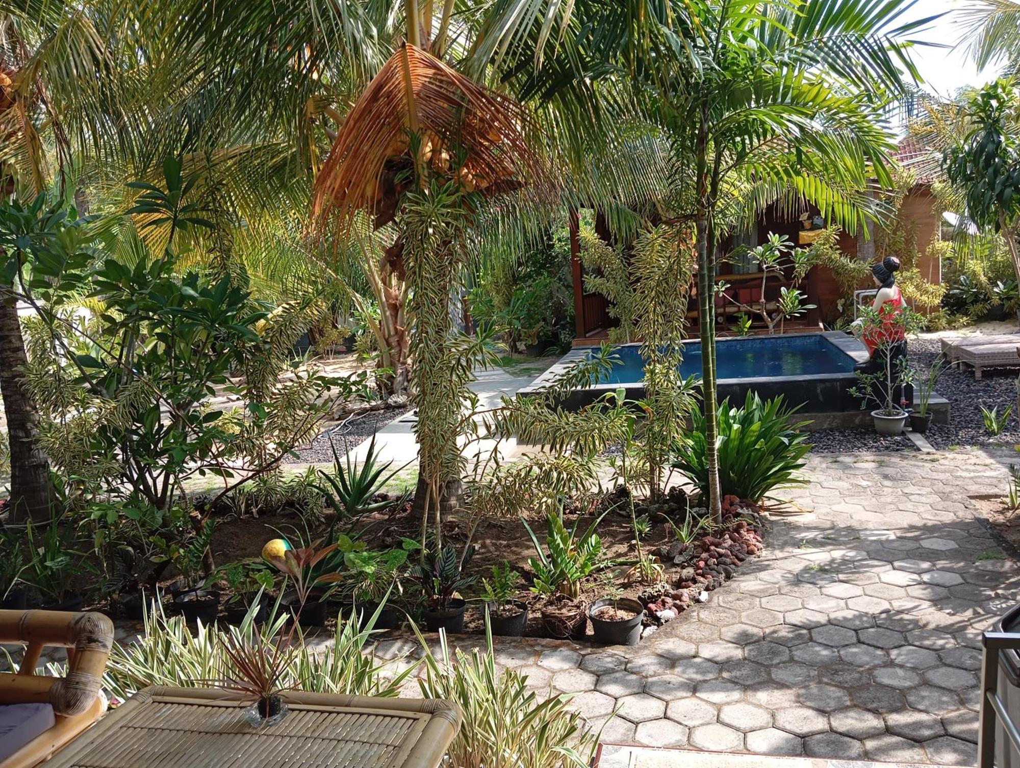 Belong Home Stay Lembongan Exterior foto