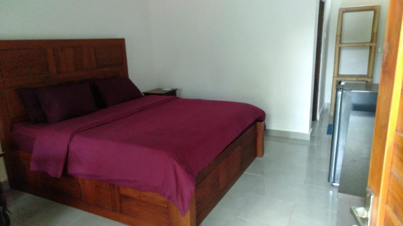 Belong Home Stay Lembongan Exterior foto